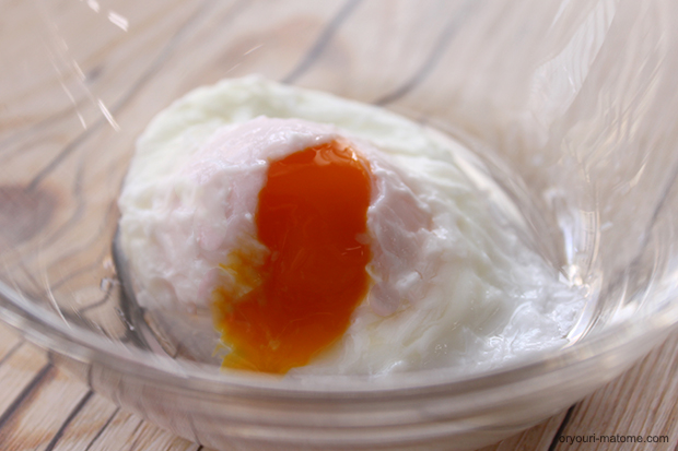 冷凍卵で濃厚ポーチドエッグ
